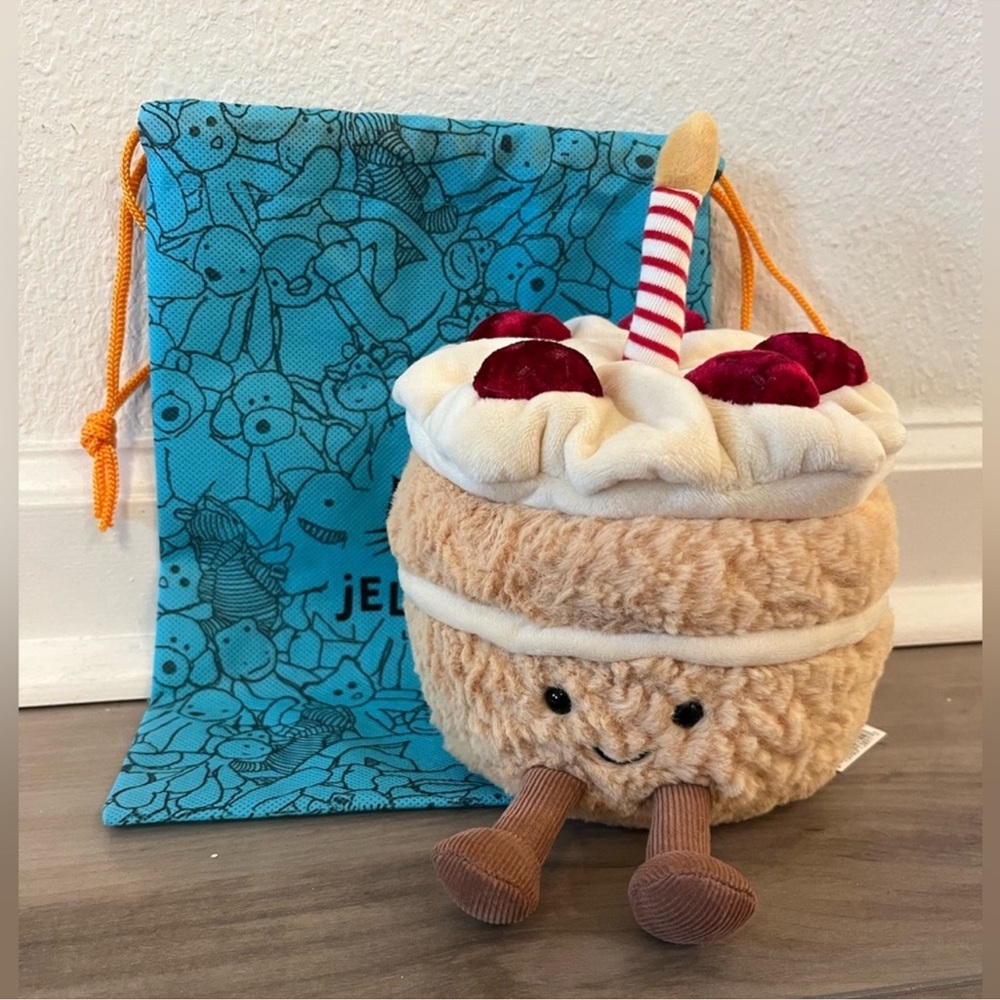 NEW Jellycat Birthday Cake